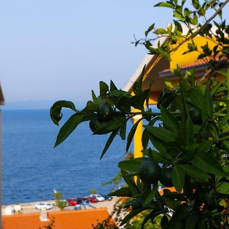 Apartmani Vranjes Podgora Exterior photo
