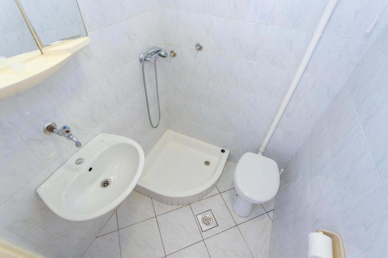 Apartmani Vranjes Podgora Exterior photo
